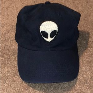 BRANDY MELVILLE | navy blue cap